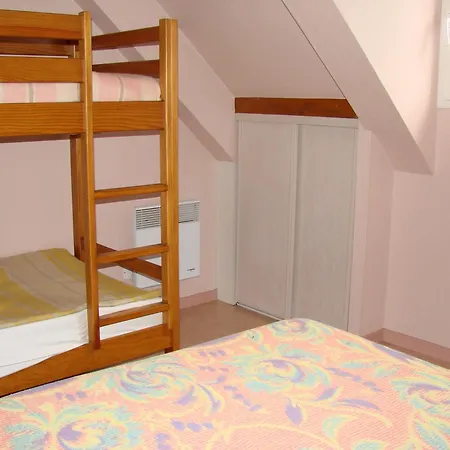 Arbizonloc Apartamento Guchen
